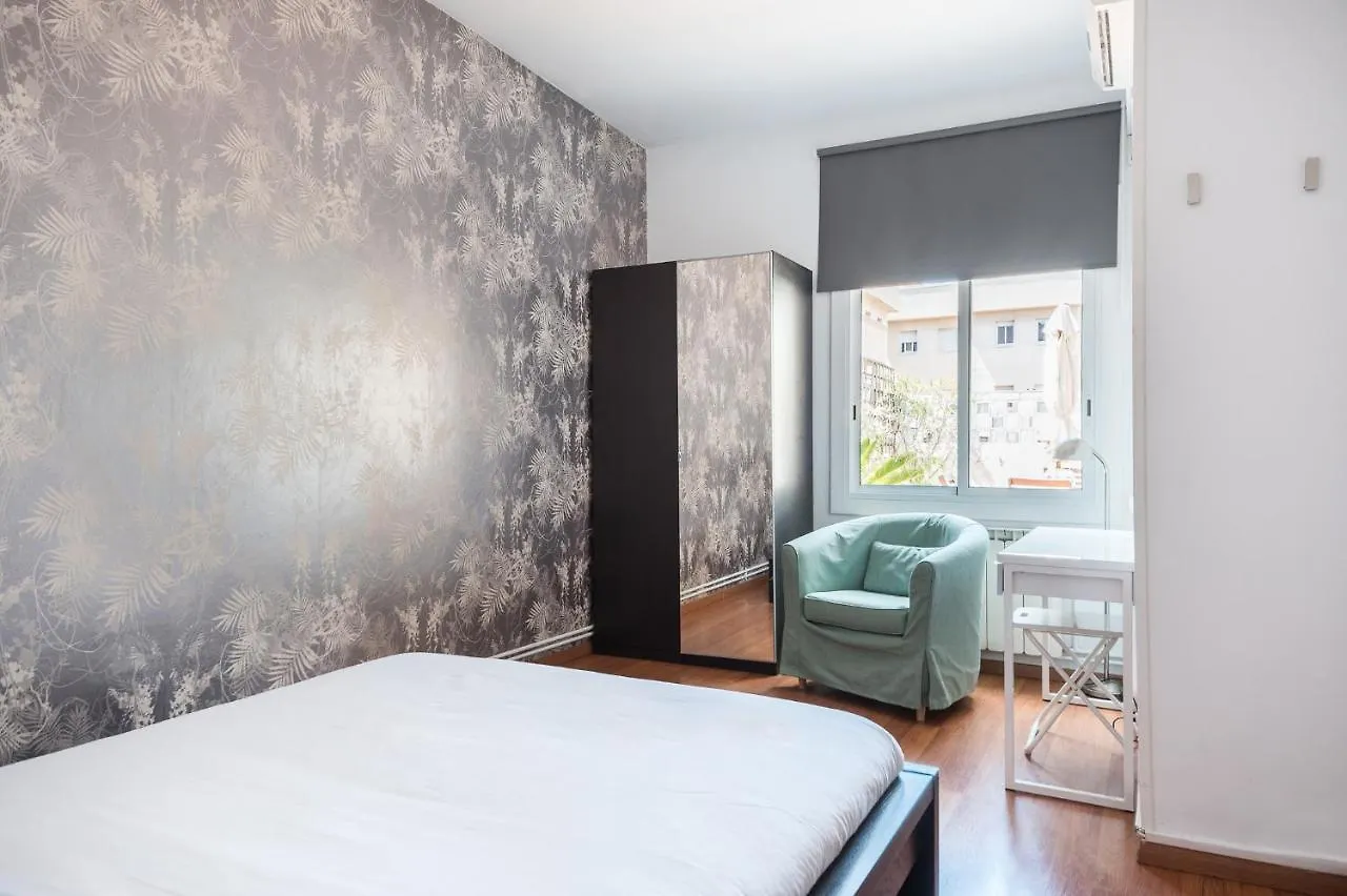 Apartment With Terrace A Step Away From Montjuic Barcelona