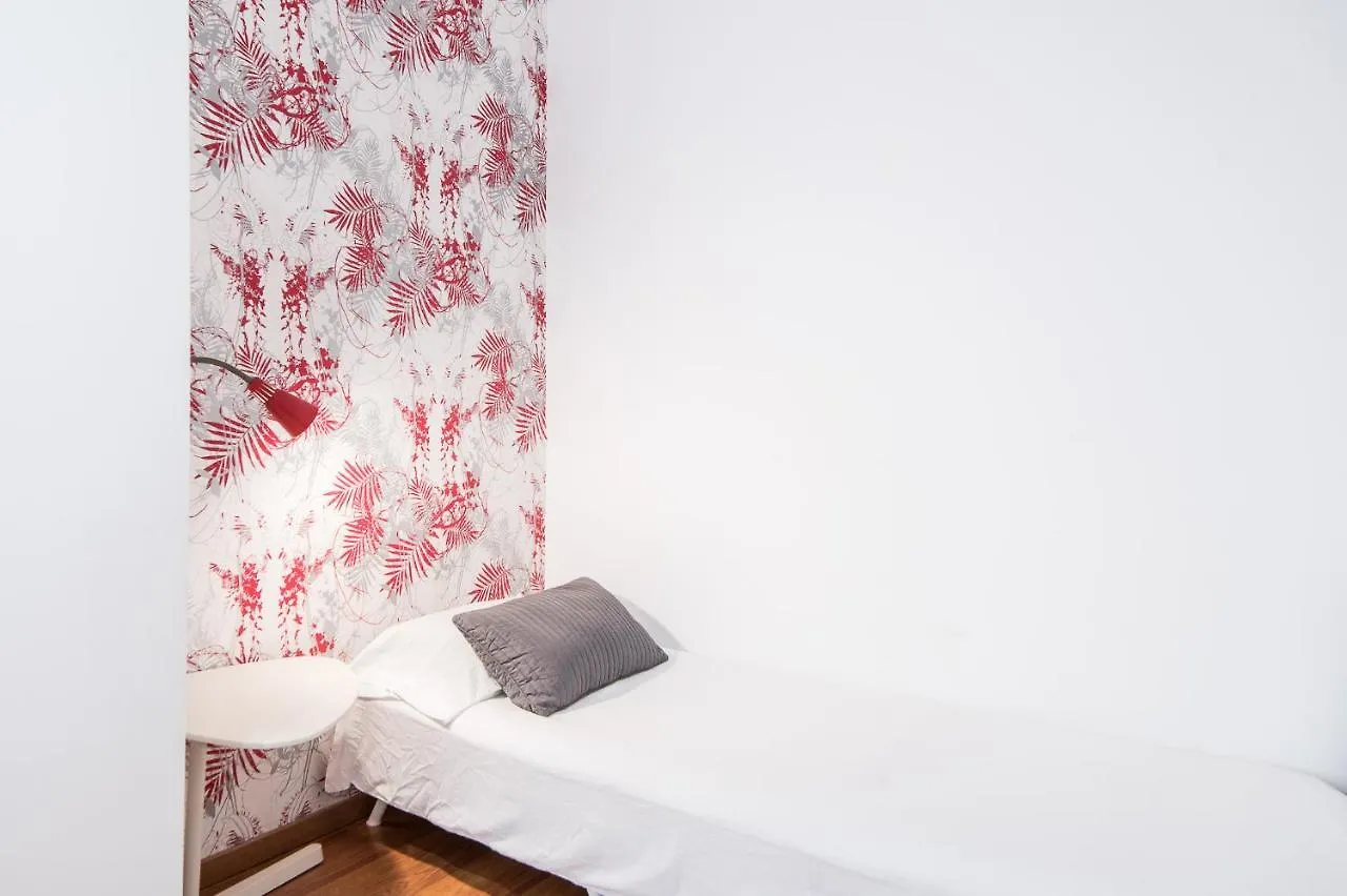 Apartment With Terrace A Step Away From Montjuic Barcellona 0*,